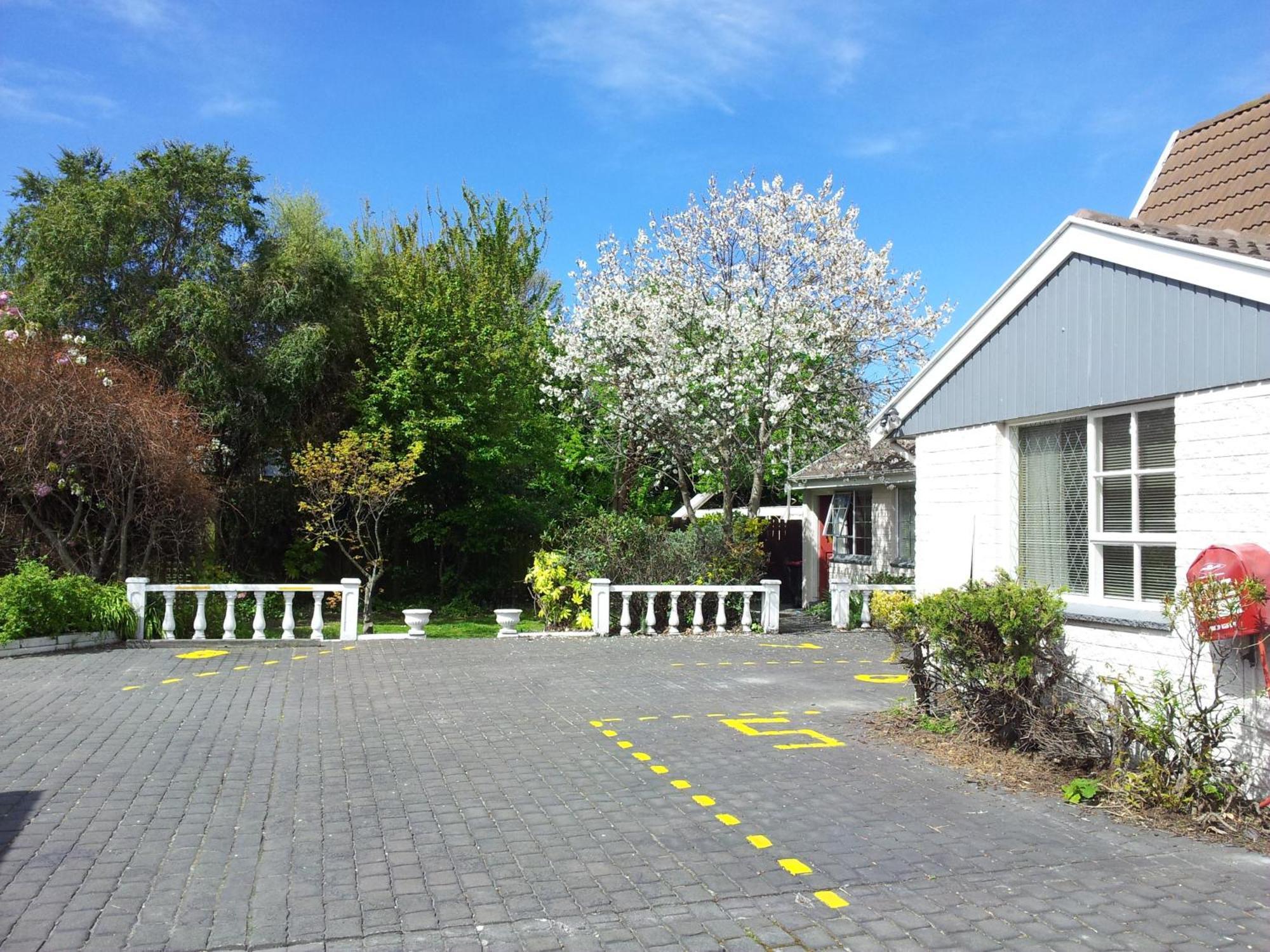 Ferry Motel Christchurch Eksteriør billede