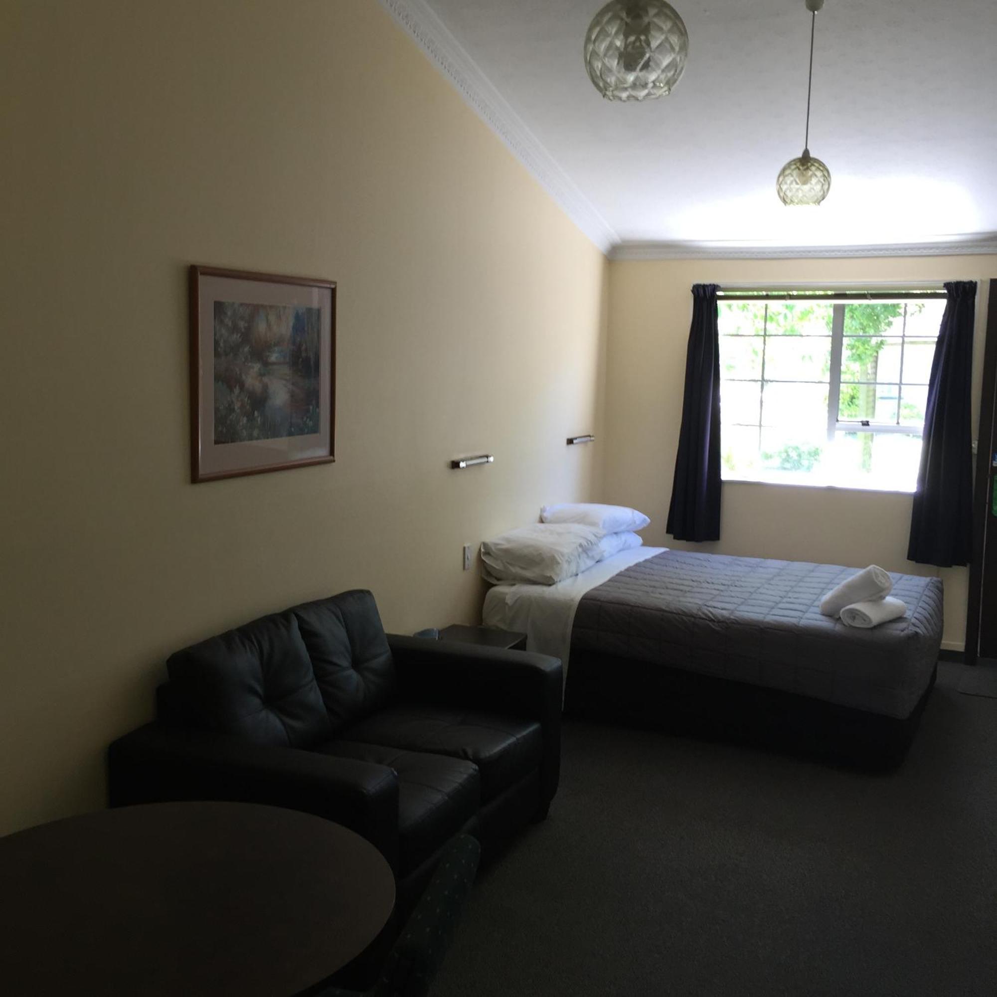 Ferry Motel Christchurch Eksteriør billede