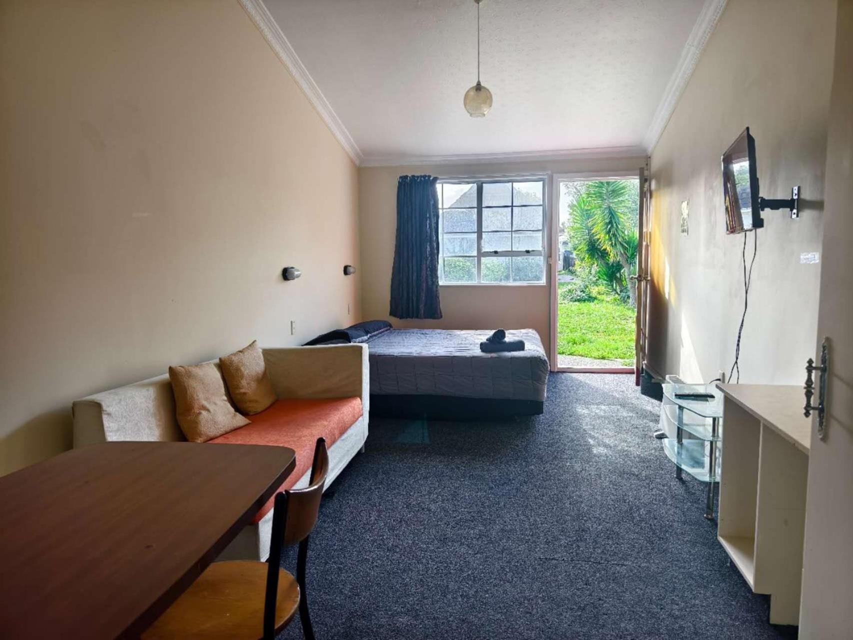 Ferry Motel Christchurch Eksteriør billede